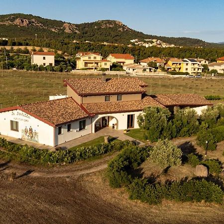 Agriturismo Sa Scalitta Carbonia Eksteriør billede