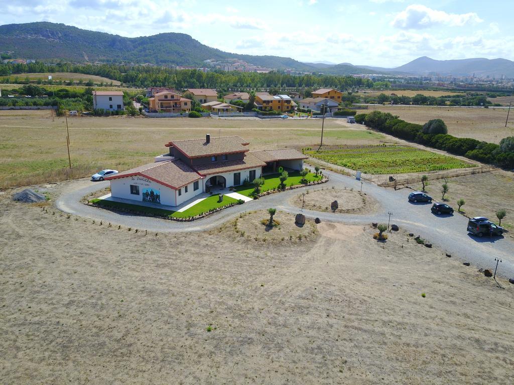 Agriturismo Sa Scalitta Carbonia Eksteriør billede